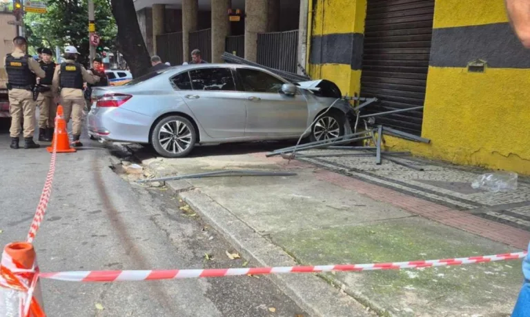 Idosa morre ao volante e mata pedestre no Centro de BH