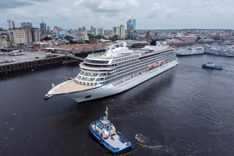Temporada de Cruzeiros: Navio “Viking Sea” chega a Manaus com mais de 1,3 mil pessoas