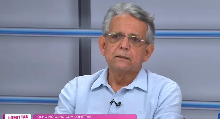 Pauderney chama vereador Samuel de imbecil por dizer que “merenda não é almoço” Pauderney chama vereador Samuel de imbecil por dizer que “merenda não é almoço”