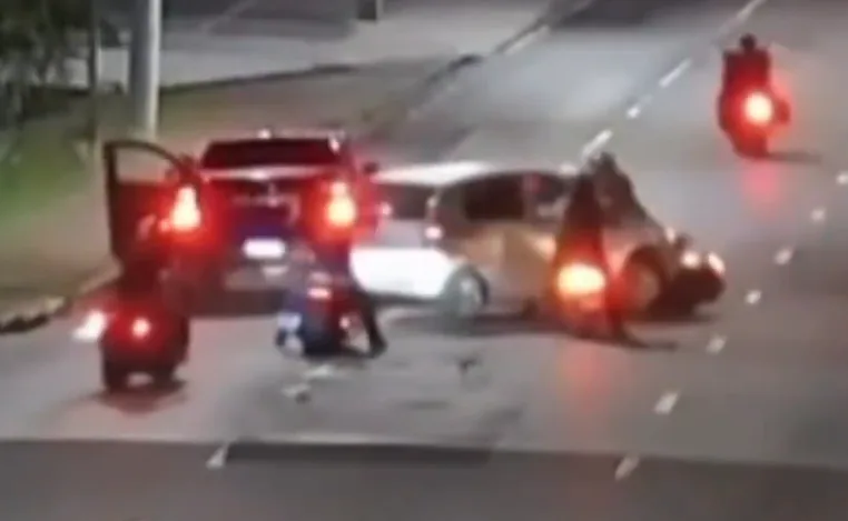 Policial federal é perseguido e espancado por motoqueiros em Manaus