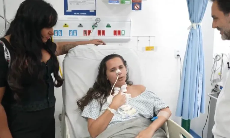 Jovem foi atingida com um tiro na cabeça na vespera de natal