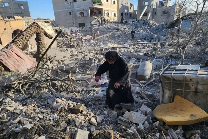 Ataques de Israel na Faixa de Gaza deixam 12 mortos durante a virada do ano
