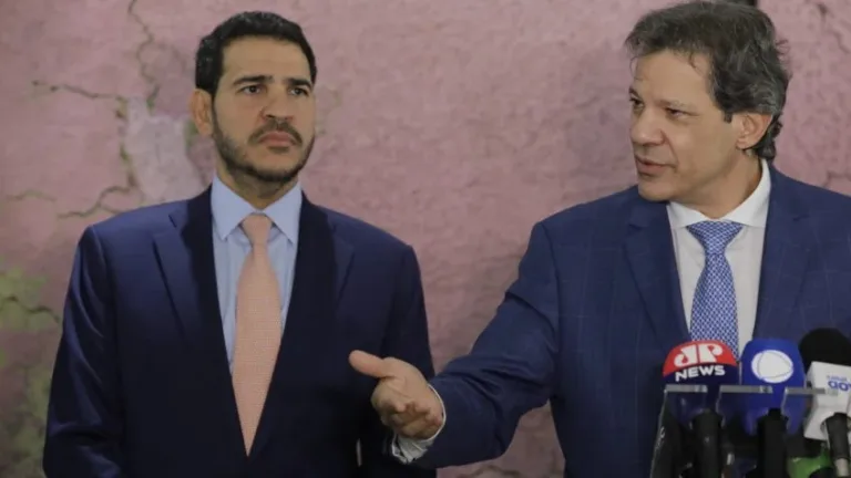 Governo vai acionar PF para investigar Fake nex sobre pix