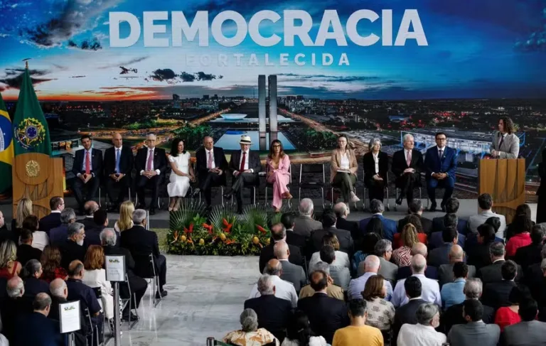 Saiba quem foi ao evento do 8 de Janeiro planejado por Lula
