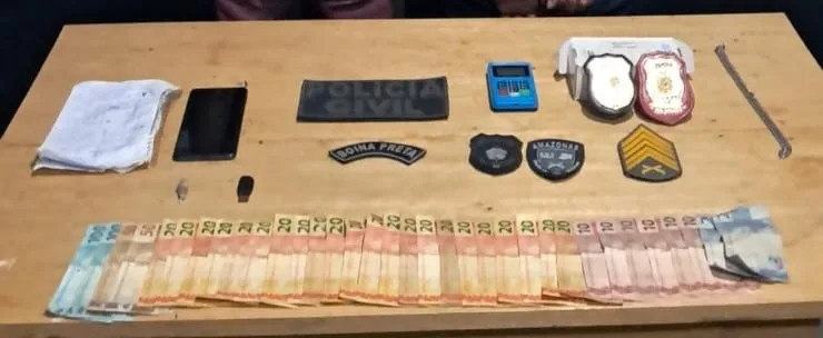 Polícia prende 4 homens e apreende adolescente por envolvimento com o tráfico de drogas no Amazonas