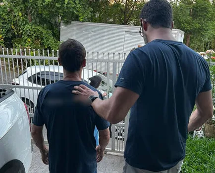 Adolescente é estuprado dentro de banheiro de supermercado em SC Adolescente é estuprado dentro de banheiro de supermercado em SC