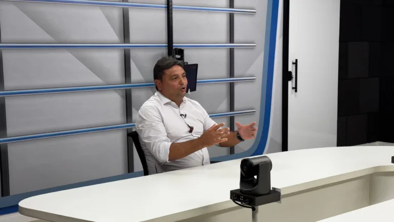 “Eu sei que não foram asfaltadas nem perto da metade disso”, diz Caio André sobre polêmica das 10 mil ruas
