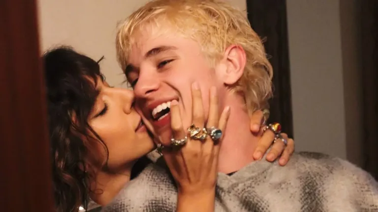 Equipe de Juliano Floss emite comunicado após acusações da ex