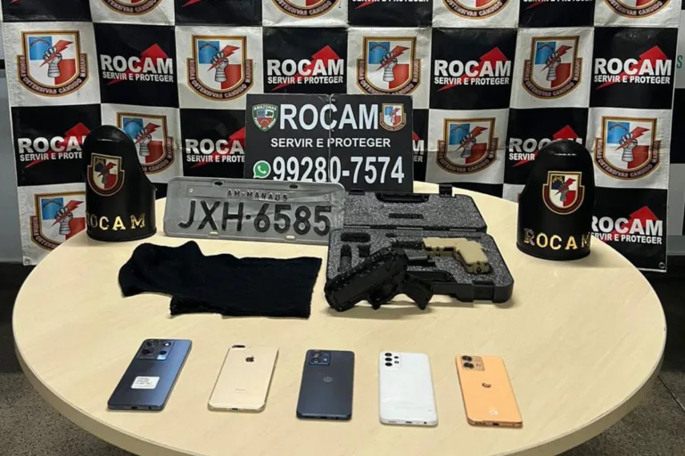 Materiais apreendidos pela Rocam (Foto: Divulgação/PMAM)