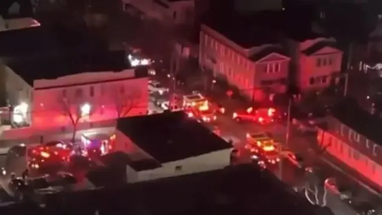 Ataque a tiros em fila de boate deixa pelo menos 10 feridos em Nova York