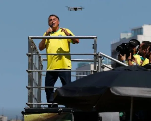 Bolsonaro teme ser preso após possível julgamento