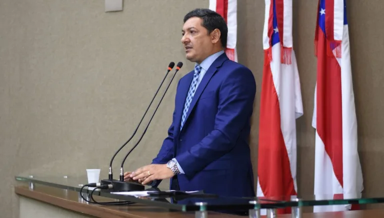 Análise de mandato: autor da Lei dos Bancos de Leite Humano, Felipe Souza aposta em políticas de cuidado