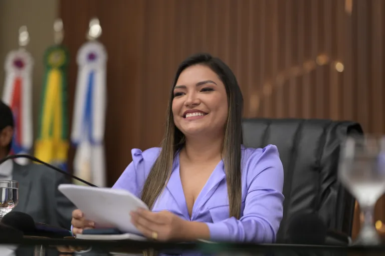 deputada estadual Joana Darc é cotada para assumir a Secretaria de Proteção e Bem-Estar Animal no Amazonas