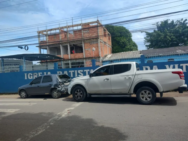 Capitão da PM embriagada é presa por dirigir viatura e agredir policiais em Manaus