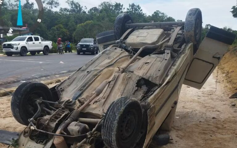 Carro captou no local. (FOTO: Reprodução)
