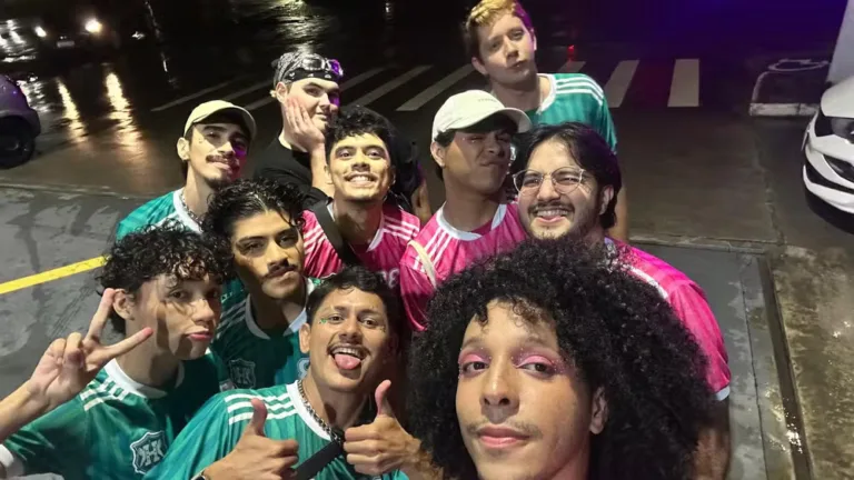 VÍDEO: Lady Gaga comenta e reposta apresentação de grupo manauara dançando em bloco de Carnaval