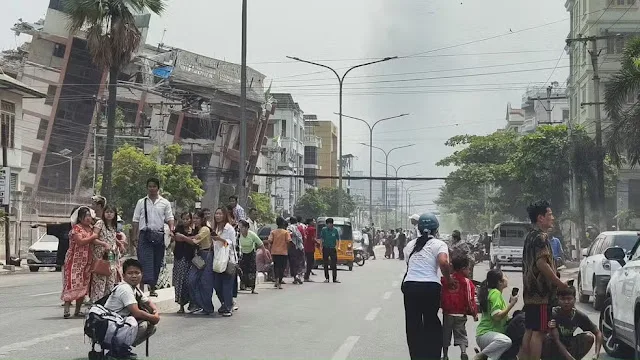 Terremoto na Ásia: mais de 300 pessoas estão desaparecidas, dizem autoridades locais