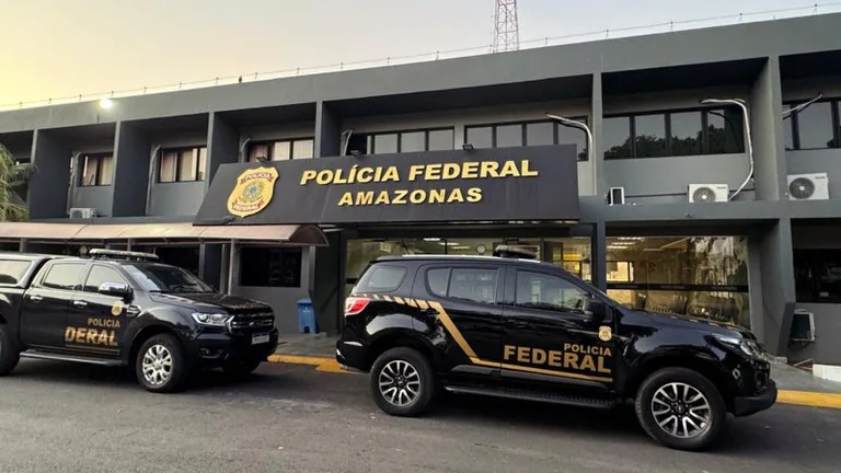 Policial Federal é preso suspeito de facilitar embarque de drogas no aeroporto de Manaus
