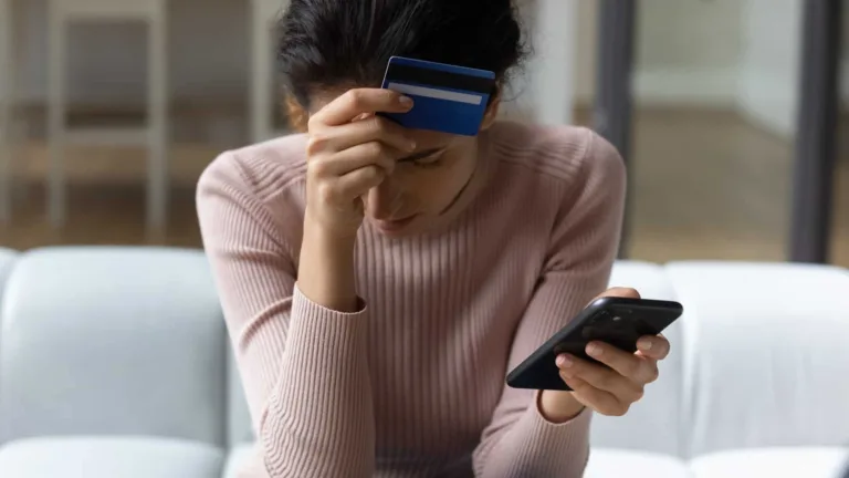 Ansiedade financeira - finanças - dívidas