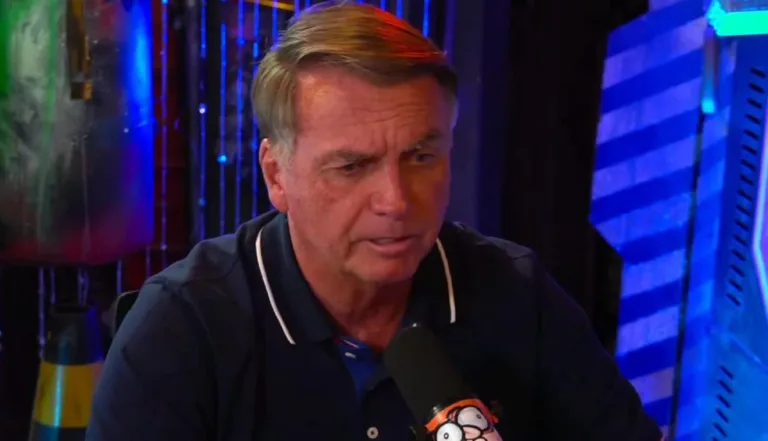 Em meio a julgamento no STF, Bolsonaro posta vídeo insinuando que 8/1 foi “negócio programado”