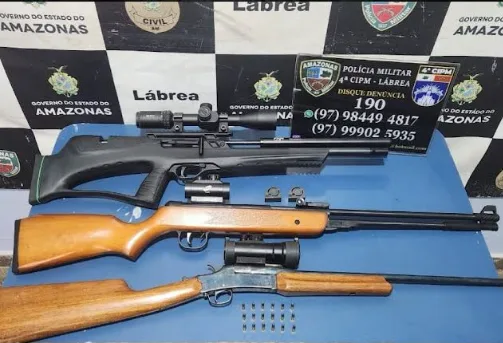Homem é preso com três armas e munições no Amazonas
