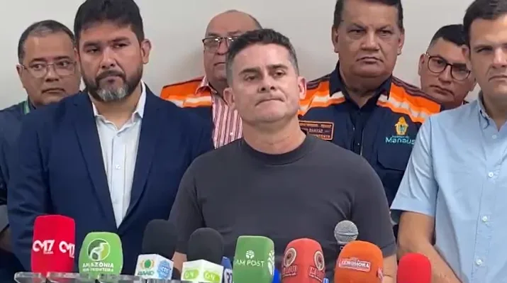 VÍDEO: David Almeida fala sobre recuperação de vias pela Águas de Manaus