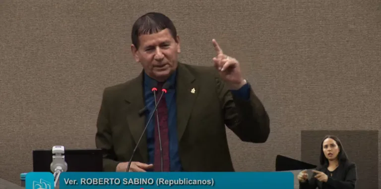 Roberto Sabino sugere que criminosos sejam levados à uma ilha e trabalhem na roça