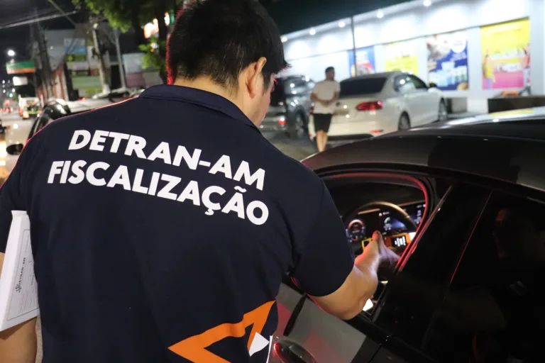 Detran-AM registra quase 200 procedimentos de alcoolemia durante o final de semana