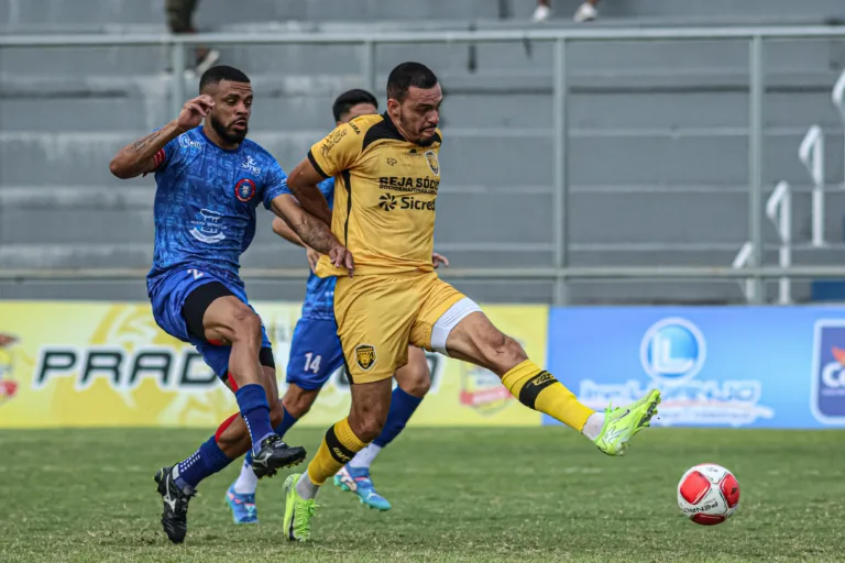 RPE Parintins vence o Amazonas e vai à semi do Amazonense