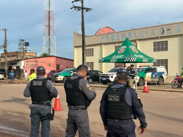 Operação Impacto: Policiais apreendem drogas, dólares e balança de precisão no Amazonas