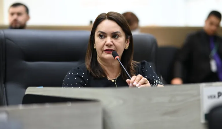 Professora Jacqueline define pautas prioritárias que irá defender na Aleam Professora Jacqueline define pautas prioritárias que irá defender na Aleam