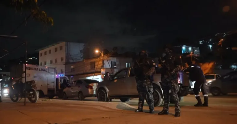 Guayaquil: Confronto entre facções criminosas deixa 22 mortos