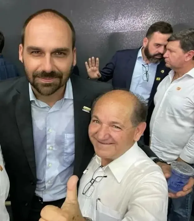 Missionário José Olímpio assumirá no lugar de Eduardo Bolsonaro