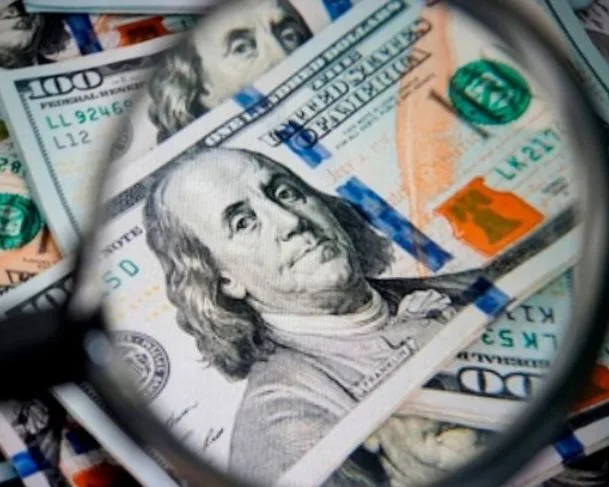 Dólar