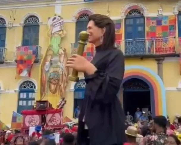 Fernanda Torres fez sucesso no carnaval