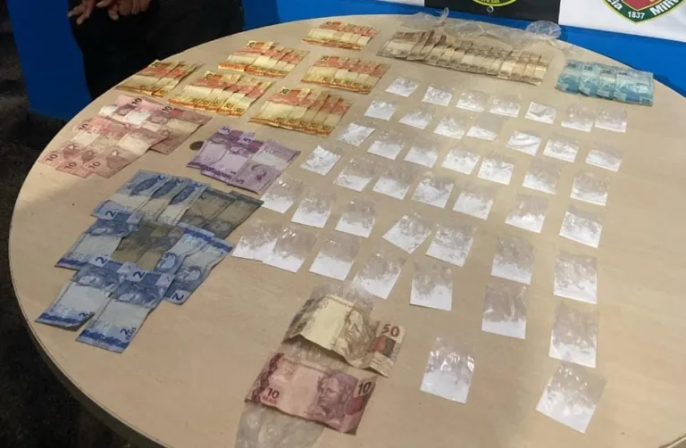 Traficante do Morro da Liberdade é preso tentando fugir com dinheiro das drogas