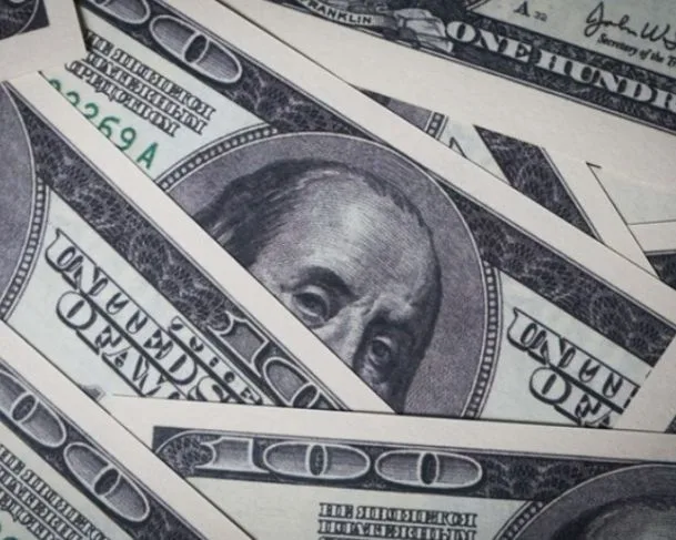 Dólar fica super em baixa nesta quarta-feira