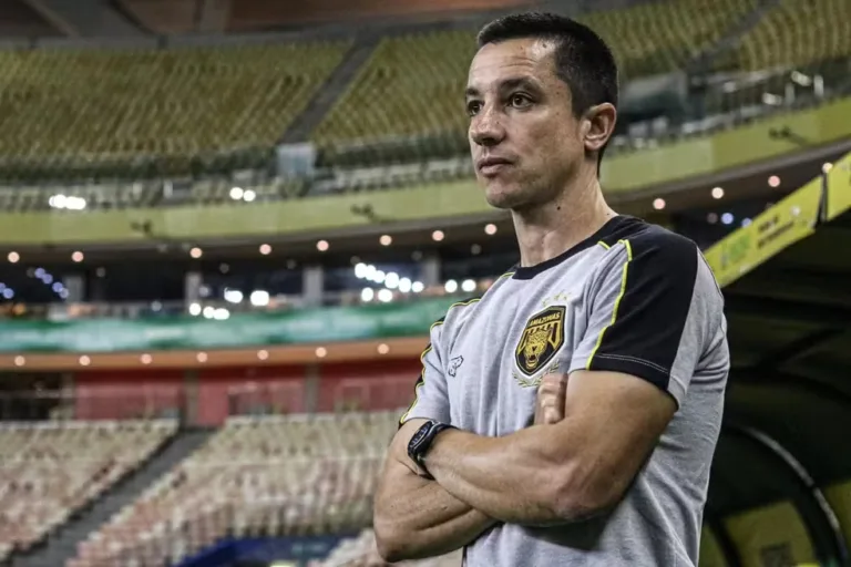 Eduardo Barros, comandou o Amazonas FC (Foto: João Normando/AMFC)