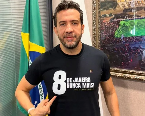 O deputado federal André Janones