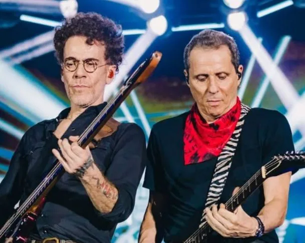 Nando e Tony juntos no Titãs