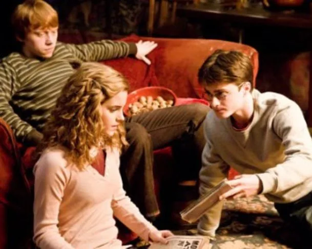 Atriz de Harry Potter vai pro onlyfans