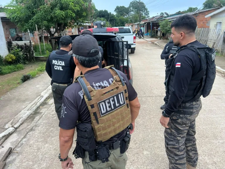 Quinteto foi preso por crimes em Itacoatiara (Foto: Divulgação/PC-AM)