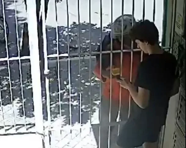 Estudante percebeu o golpe pelo celular