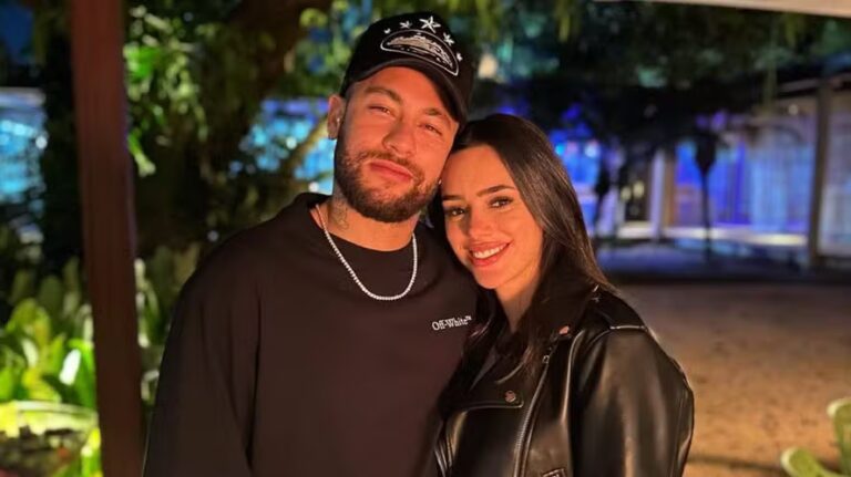 POLÊMICA: Neymar é acusado de trair Bruna Biancardi com prostitutas em casa de campo