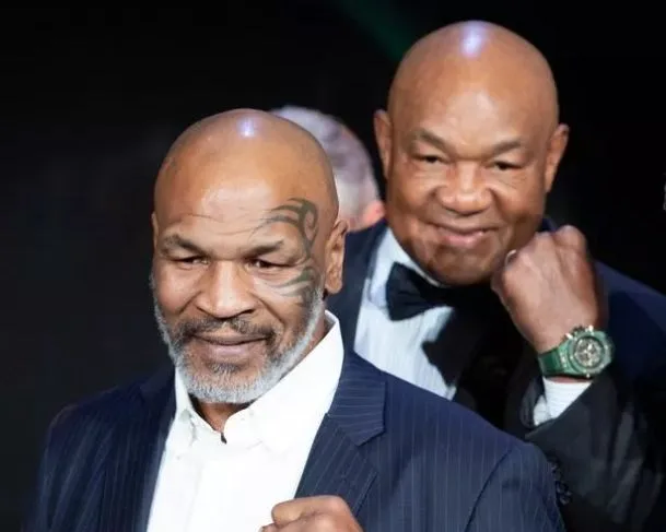 Mike Tyson e George Foremon juntos