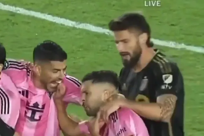 VÍDEO: Atacante Suárez morde companheiro de time durante partida do Inter Miami