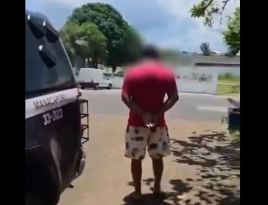 Taxista que matou motociclista e deixou 2 pessoas feridas em acidente é preso em Manaus Taxista que matou motociclista e deixou 2 pessoas feridas em acidente é preso em Manaus