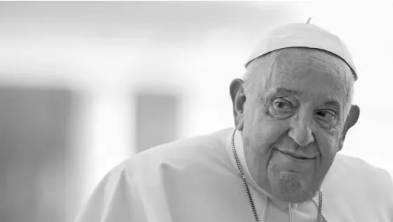 Vaticano divulga detalhes dos últimos momentos do Papa Francisco antes da morte por AVC, aos 88 anos