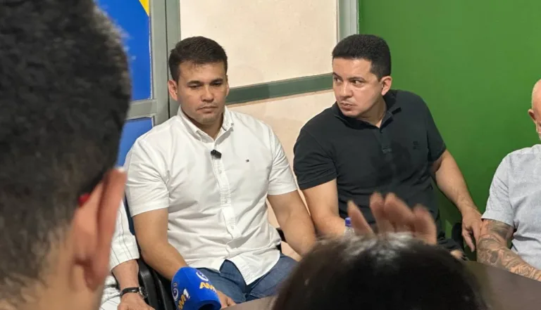 Coronel Rosses em coletiva do PL