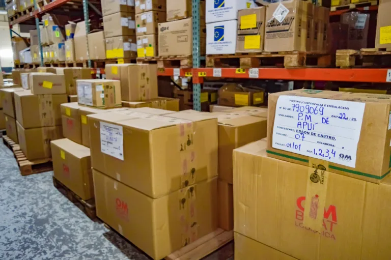 Operação Cheia 2025: Medicamentos e insumos serão enviados aos municípios do Amazonas